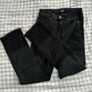 PAIGE Jacqueline Black Straight Leg
Women's Jeans size 23